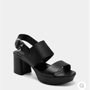 Aerosoles Camera Sandals